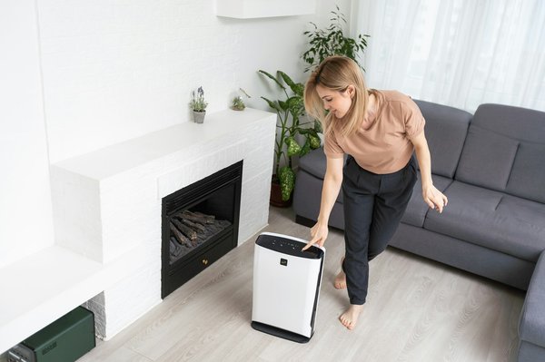 Humidité salon : comment la contrôler pour un intérieur sain